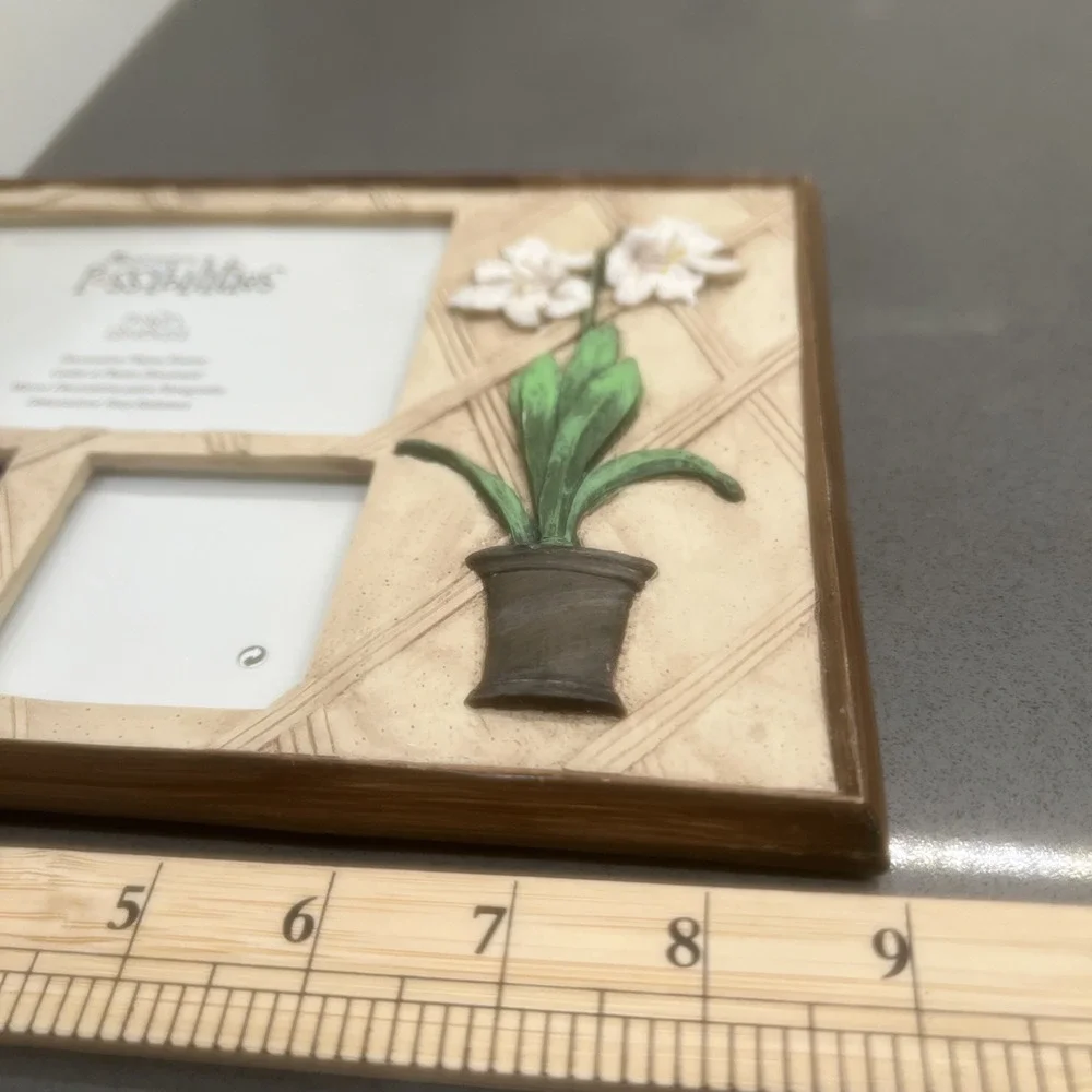 Possibilities Connoisseur Floral 3 Photos Frame Resin Wicker Look 3D